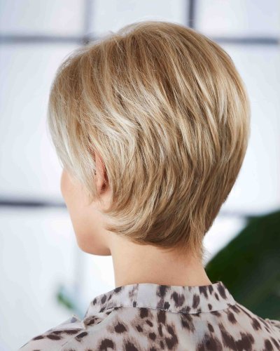 Clarity Wig by Natural Image  (Petite)